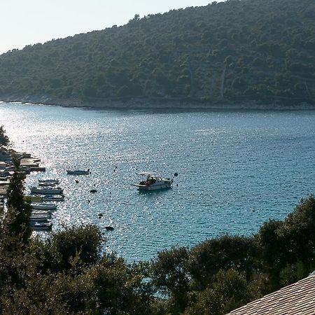 Holiday Home Mirna Vala Sevid Exterior foto