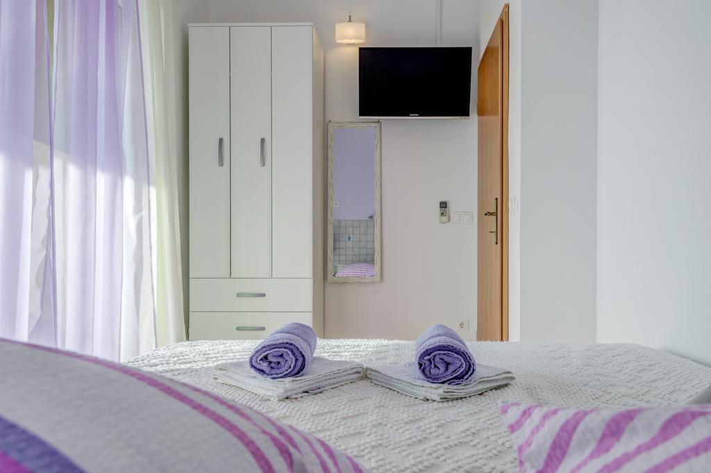 Holiday Home Mirna Vala Sevid Exterior foto